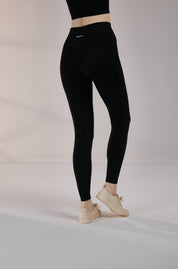 CORE LEGGINGS