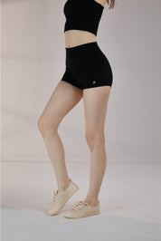 CORE BIKE SHORTS